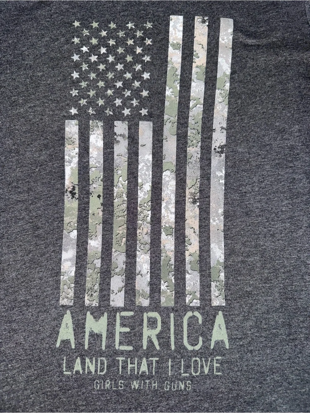 America Land That I Love Patriotic Flag Graphic Tee Women’s Small Gray USA